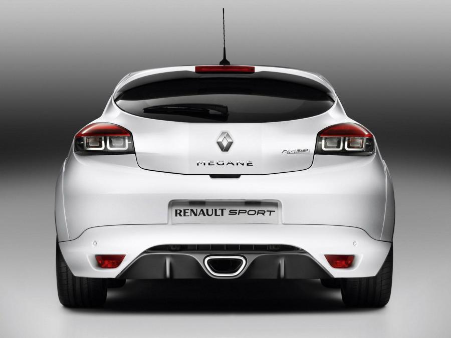  Renault Megane RS 2009 года  (фото 10 из 35)